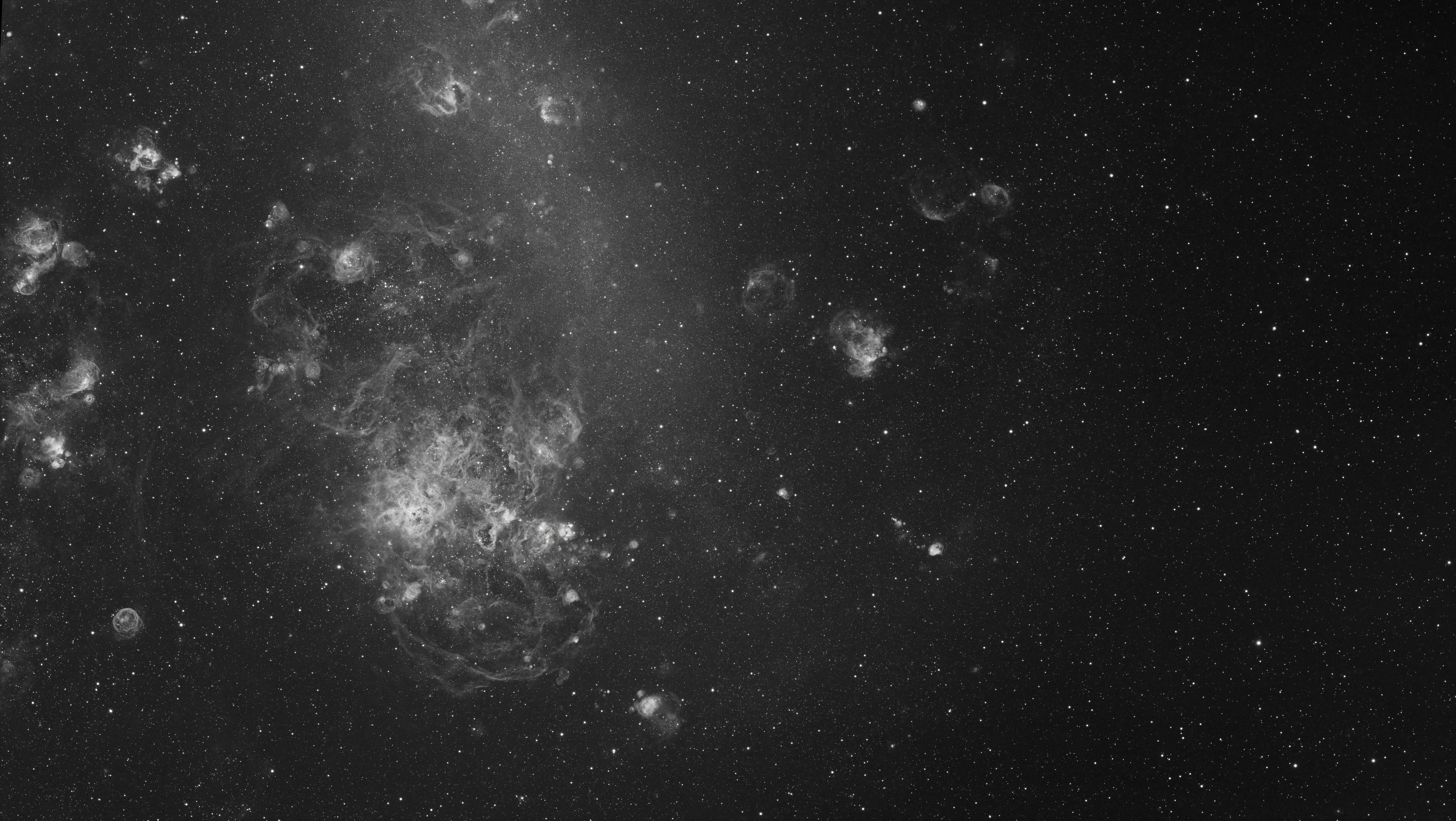 Mosaic of the eastern part of LMC - Hα