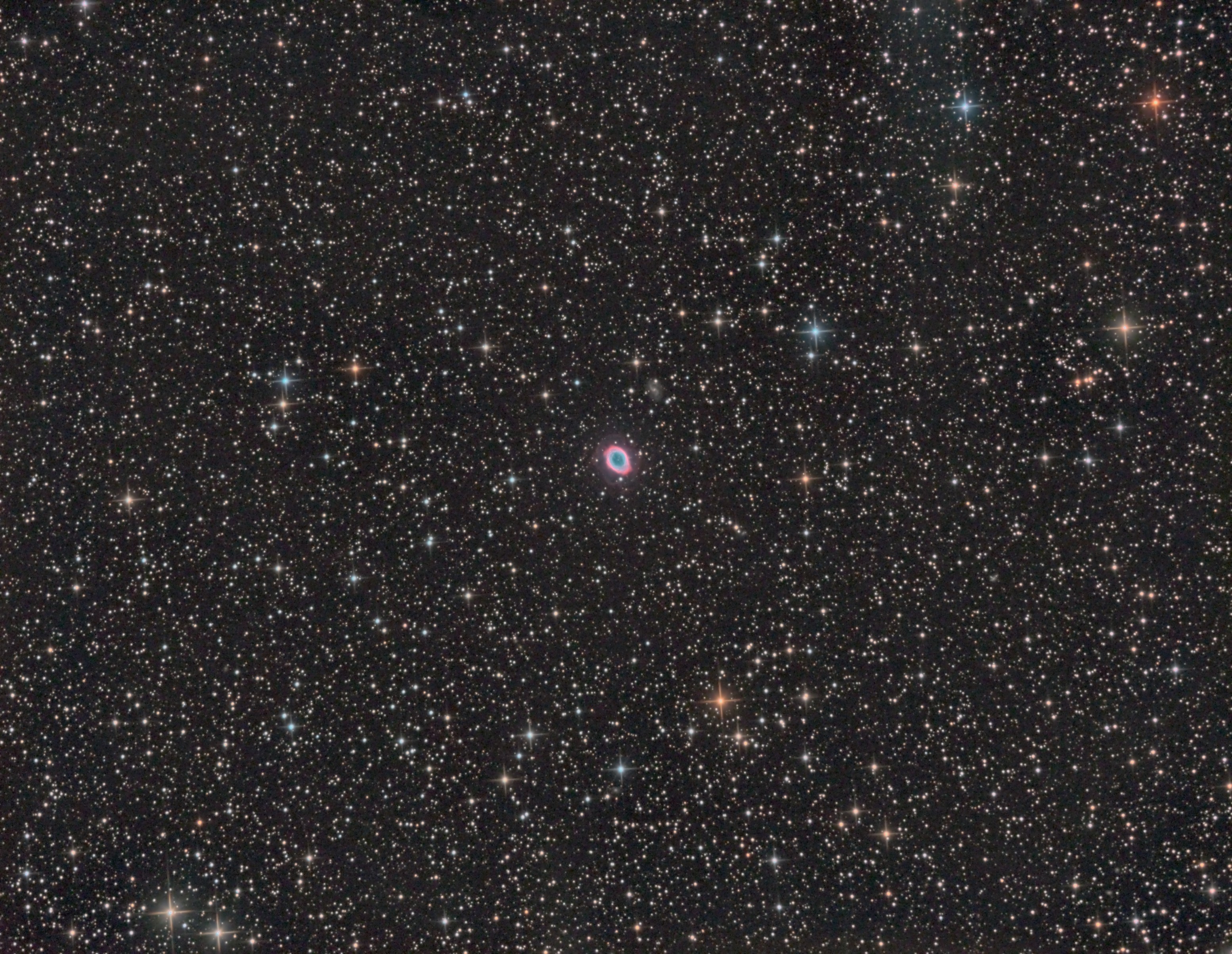 M 57 - LRGB