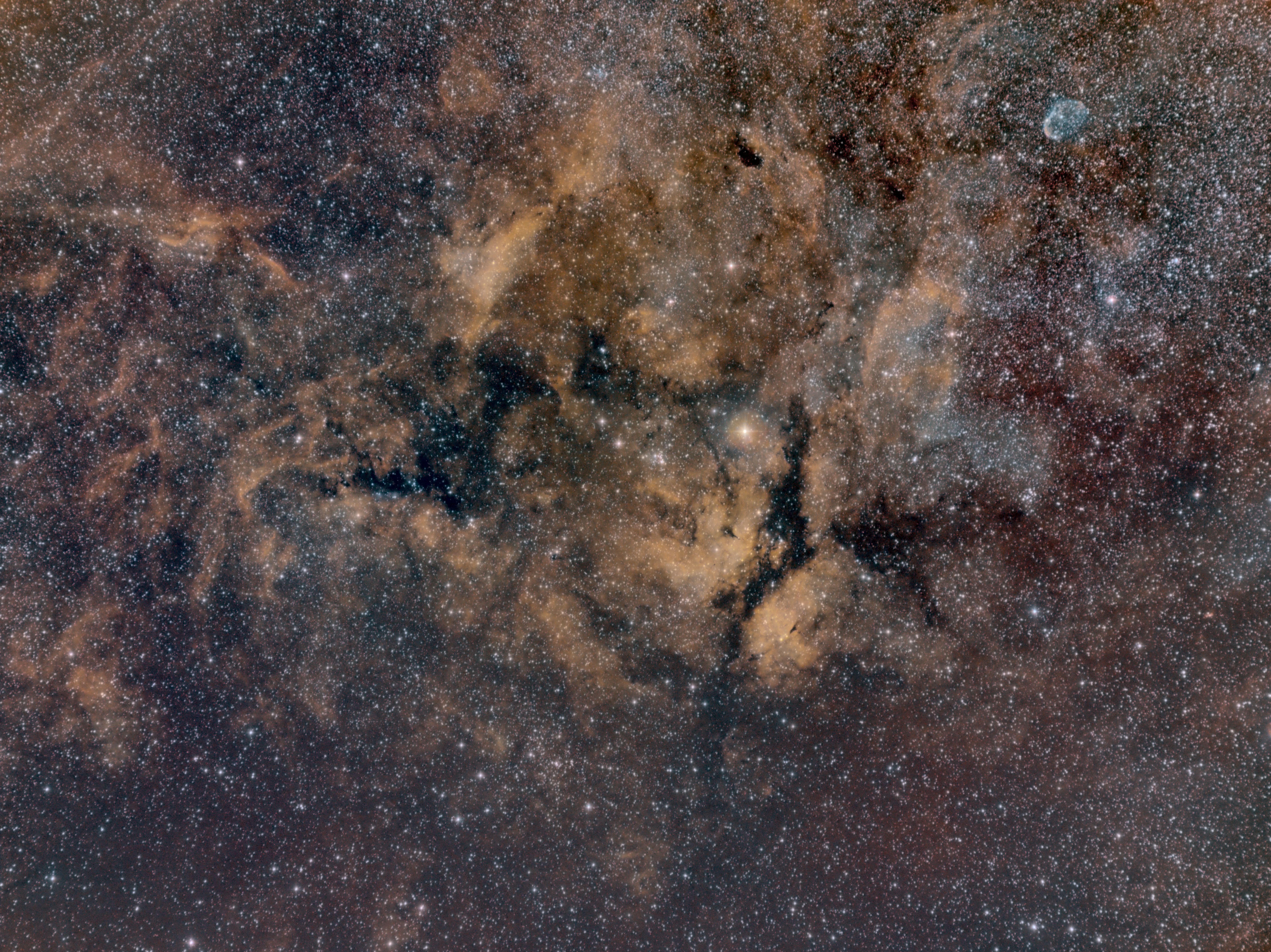 Gammy Cygni region - False Color